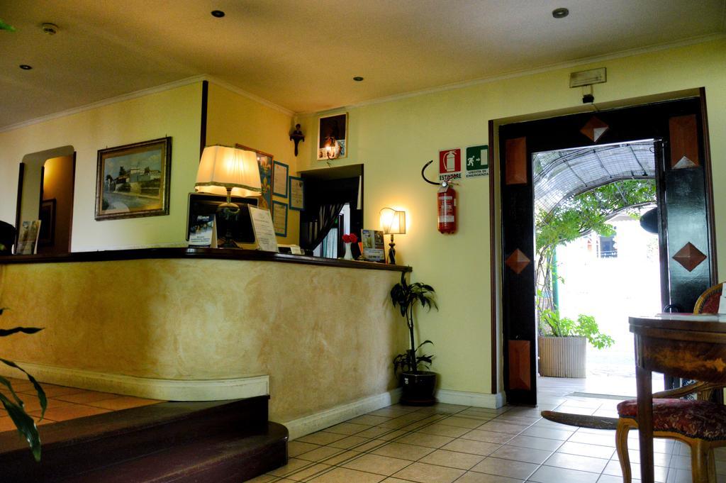 Albergo Delle Rose ポッツオーリ エクステリア 写真