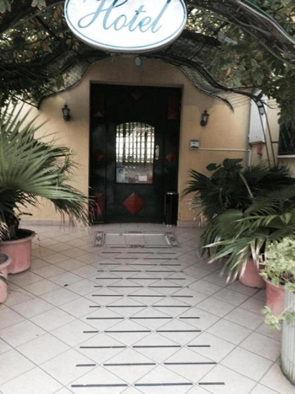Albergo Delle Rose ポッツオーリ エクステリア 写真